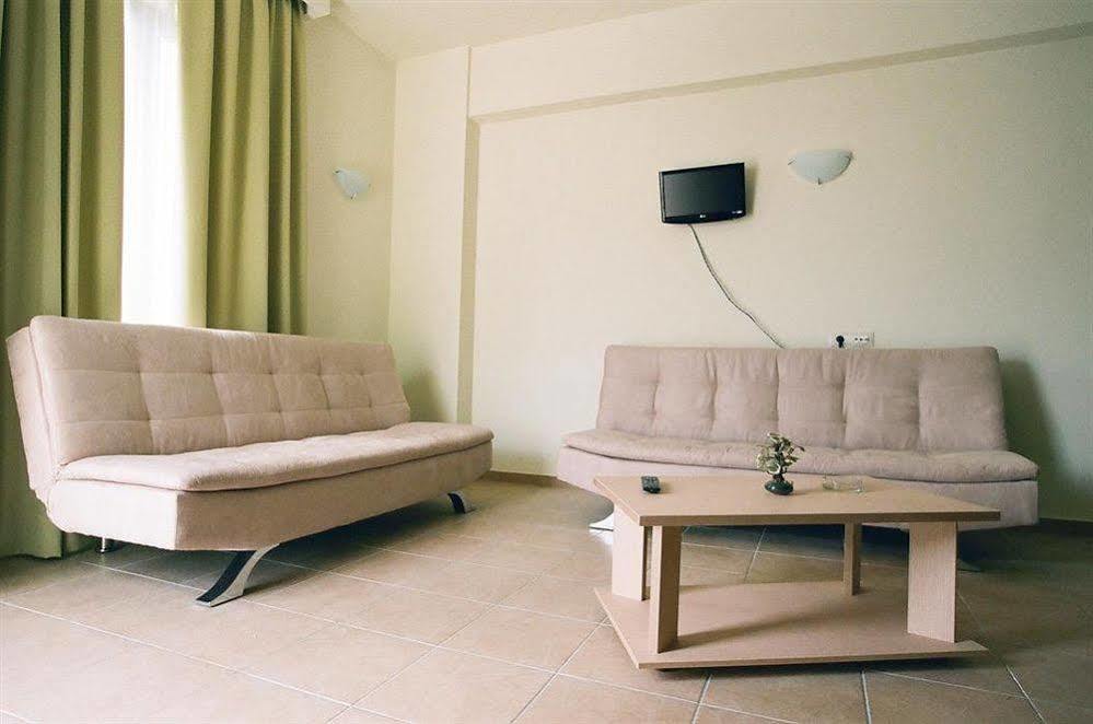 Athina Beach Hotel Kato Daratso Exterior foto