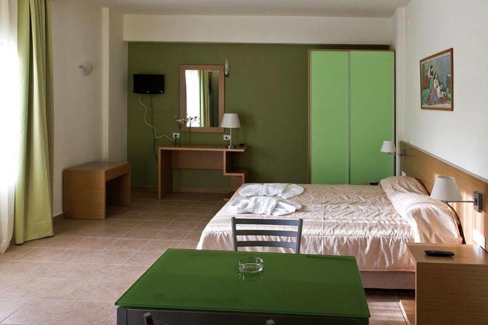 Athina Beach Hotel Kato Daratso Exterior foto